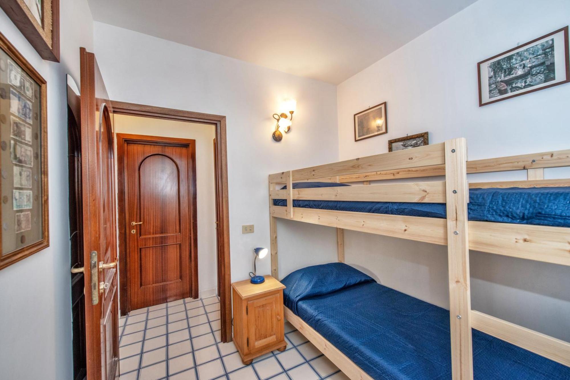 הוילה פראינו Casa Rosamare מראה חיצוני תמונה